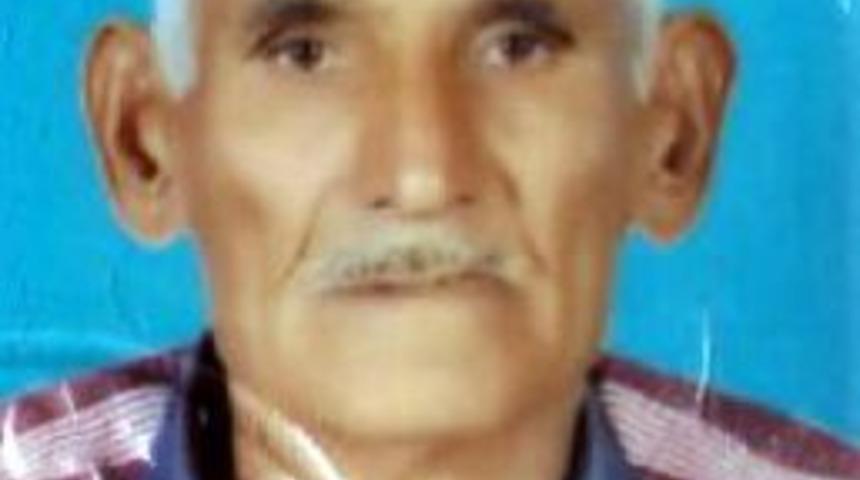 Manevra Yapan Minib&uuml;s&uuml;n Altında &Ouml;ld&uuml;