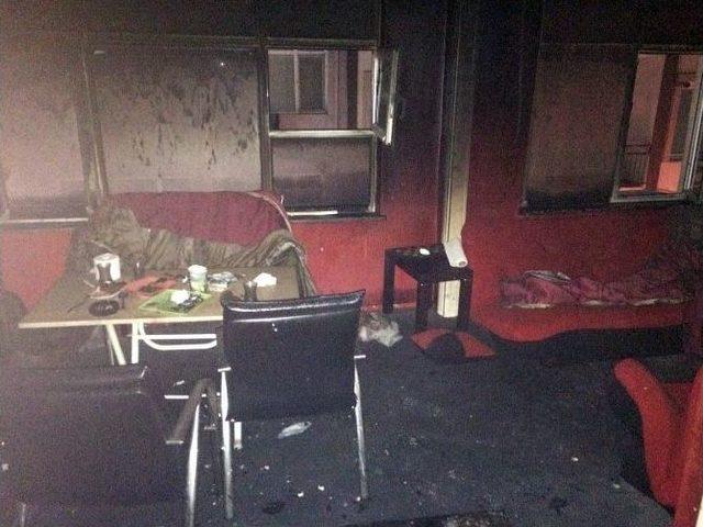 Bandırma&rsquo;da Yangın: 1 &Ouml;l&uuml;, 2 Yaralı 1