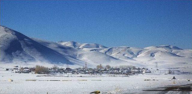 Erzurum’da Kar Üzerinde Cirit