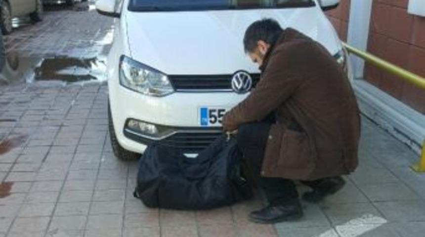 Hastane Otoparkında Ş&uuml;pheli &Ccedil;anta Paniği