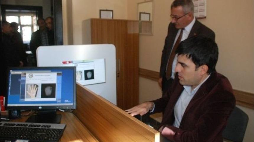 Tokat&rsquo;ta &Ccedil;ipli Kimlik Kartı Verilmeye Başlandı