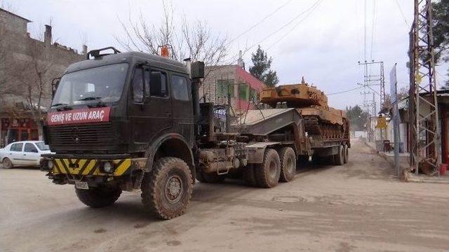 El Bab’a Tank Ve İş Makinesi Sevk Edildi