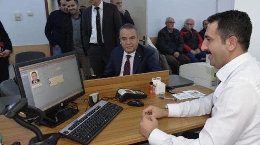&Ccedil;ipli Kimlik Başvuruları Antalya'da Başladı