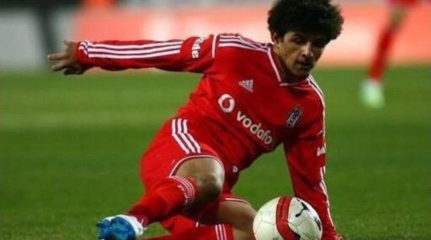 Bb. Erzurumspor, Eslem &Ouml;zt&uuml;rk&rsquo;&uuml; Renklerine Kattı