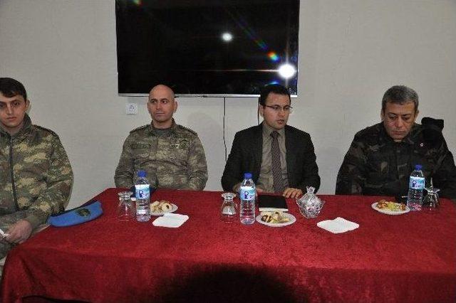 Kaymakam Uzan, Kanaat &Ouml;nderleri İle Buluştu 1