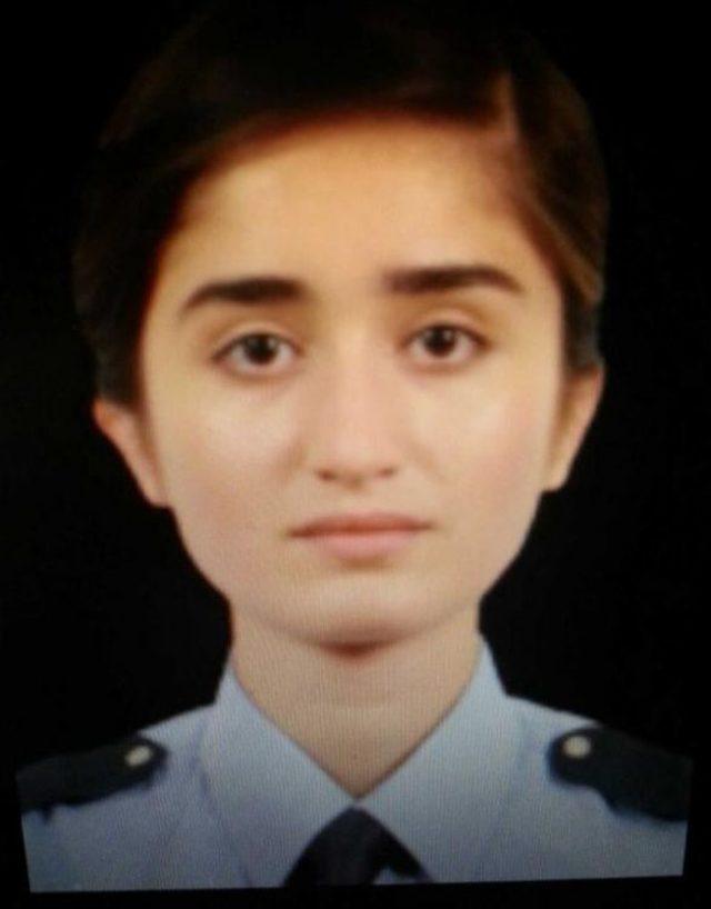 Akciğer Kanserine Yenilen Kadın Polis G&ouml;zyaşlarıyla Toprağa Verildi 2