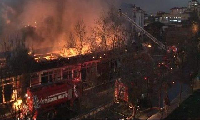 Sancaktepe de Fabrika Alev Alev Yandı 2