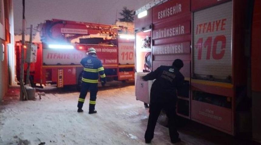 Eskişehir&rsquo;de Apartman Yangını