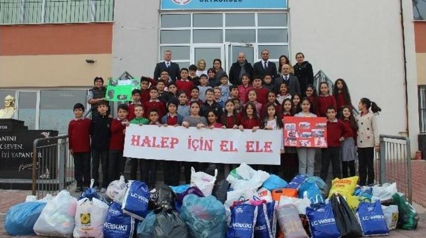 (&ouml;zel Haber) Minik Y&uuml;reklerini Halep İ&ccedil;in Birleştirdiler