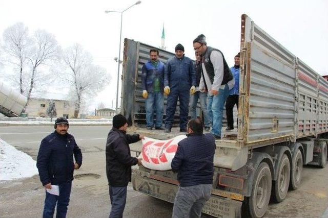 Erzincan Kyk’dan Halep’e 28 Ton Gıda Yardımı