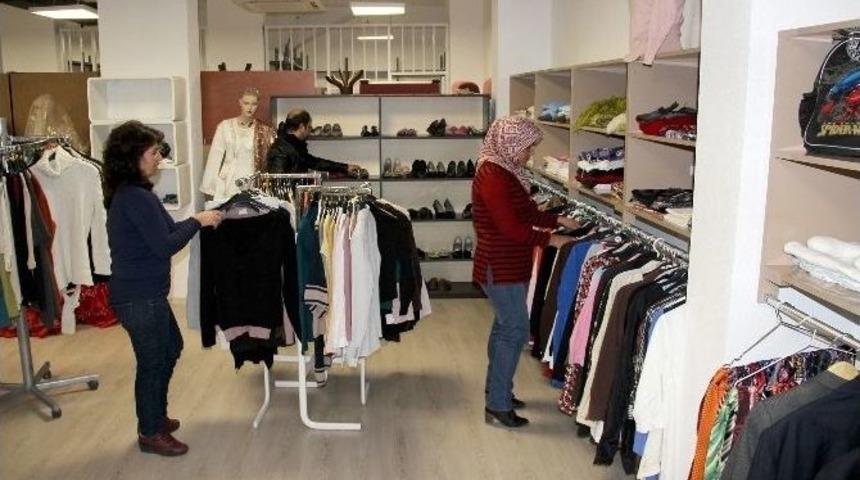 Silifke&rsquo;de Sosyal Market&rsquo;ten 2 Bin 720 Kişi Faydalandı