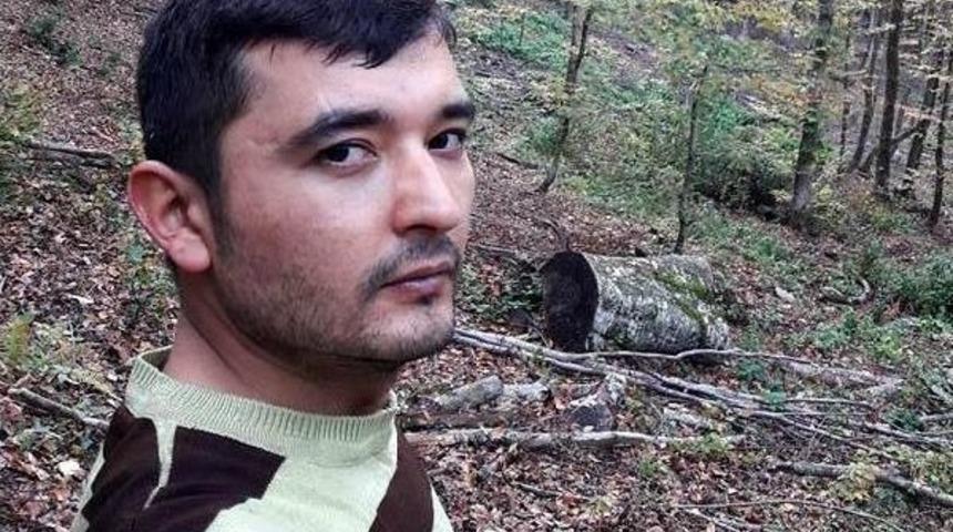 Maden Ocağında &Uuml;zerine Kaya Par&ccedil;ası D&uuml;şen Iş&ccedil;i &Ouml;ld&uuml;