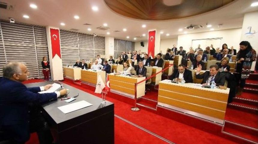 Yılın İlk Meclisi Yeni Binada