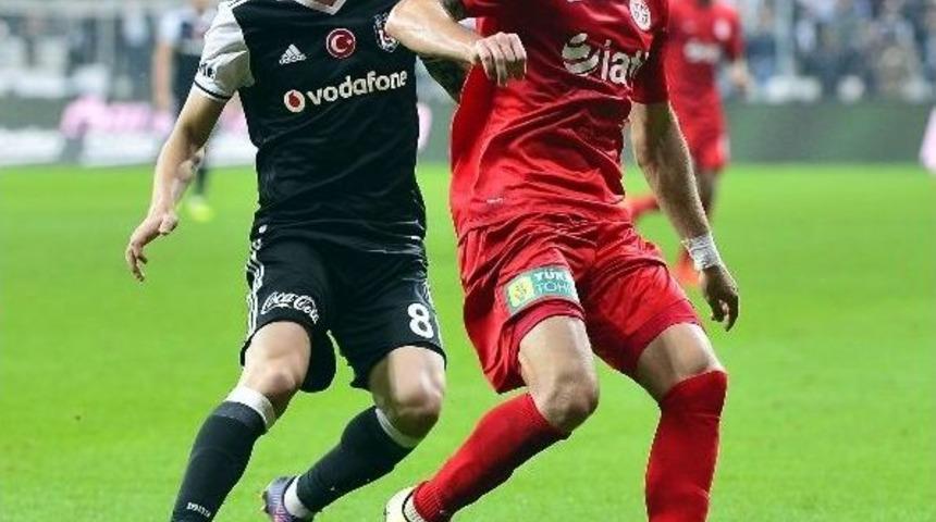 Antalyaspor&rsquo;da İstikrarın Adı Celustka