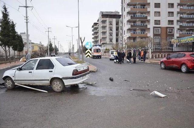 Hasta Almaya Giden Ambulans Kaza Yaptı