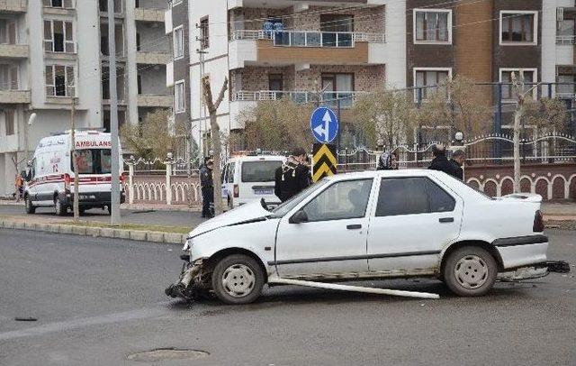 Hasta Almaya Giden Ambulans Kaza Yaptı