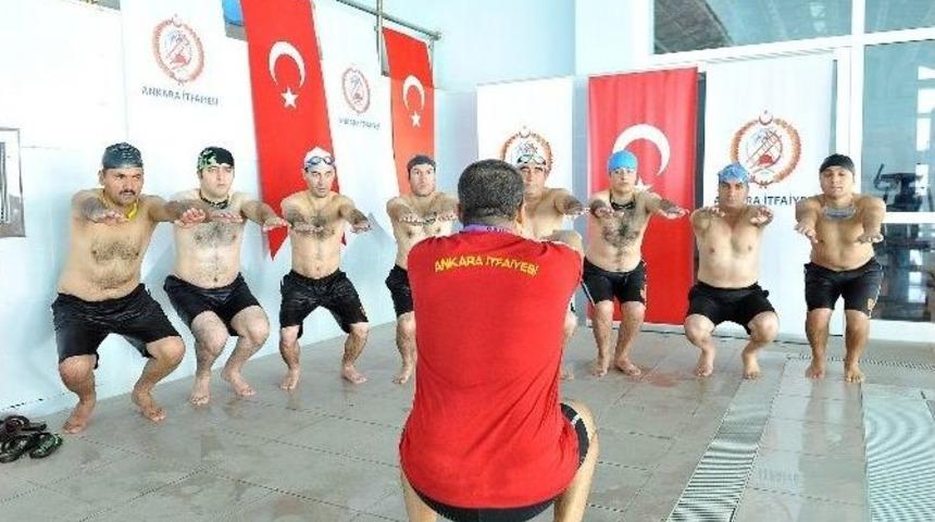 Başkent&rsquo;teki İtfaiyecilere Y&uuml;zme Kursu