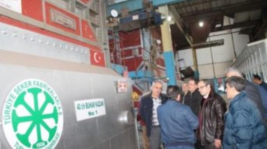 Kaymakam &Uuml;&ccedil;er, Şeker Fabrikasında İncelemelerde Bulundu
