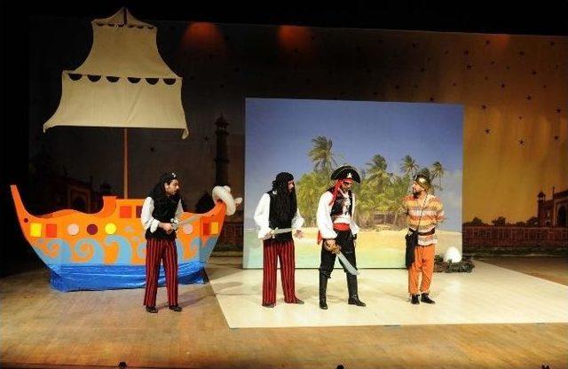 Kepez Belediyesi Çocukları Tiyatro İle Buluşturuyor 1