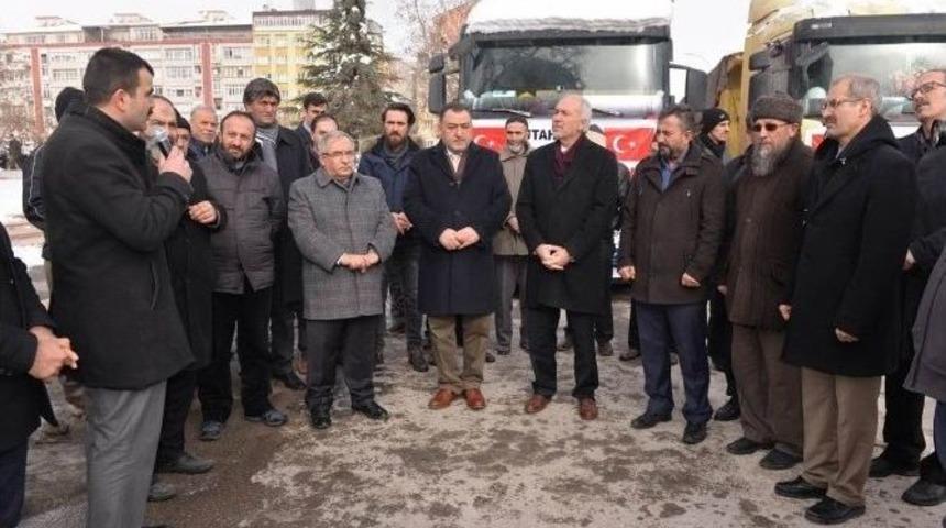 G&ouml;n&uuml;ll&uuml; Kuruluşlardan Halep&rsquo;e 2 Tır Yardım