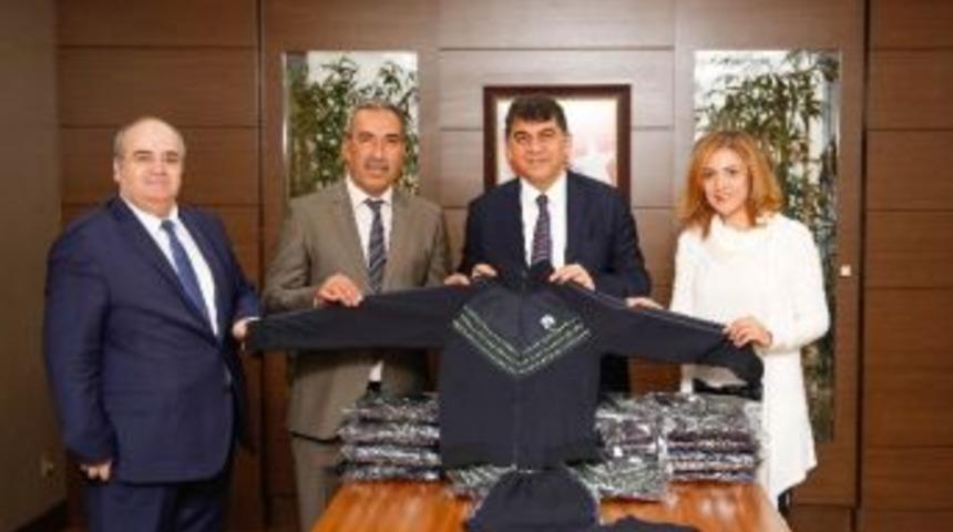 Şehitkamil Hem &Ouml;ğretiyor Hem De Spor Yaptırıyor