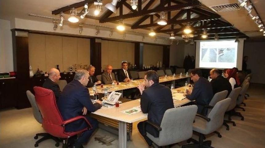 B&uuml;y&uuml;kşehir&rsquo;de Kocasinan Zirvesi