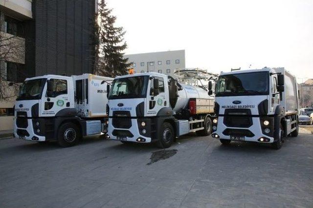 Melikgazi Belediyesi Vergilerle 2 Ade &Ccedil;&ouml;p Toplama Kamyonu Ve Vidanj&ouml;r Satın Aldı 1