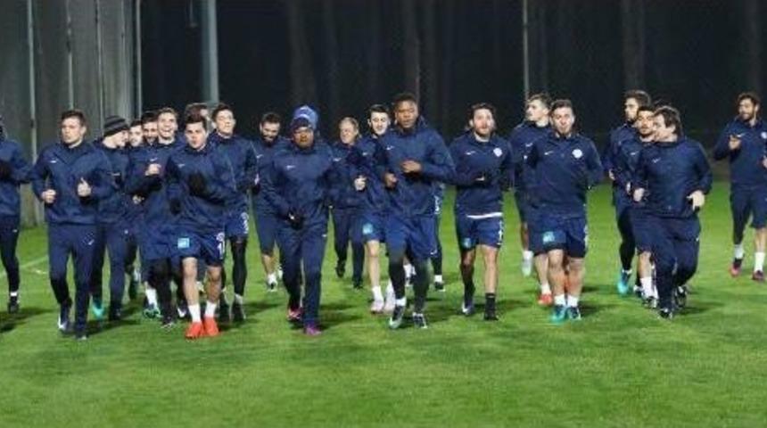 Kasımpaşa Salonda &Ccedil;alıştı