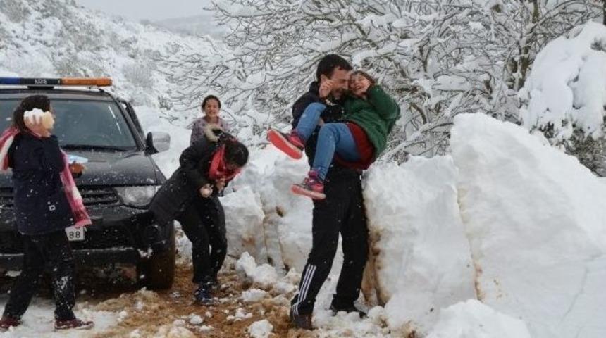 Balya&rsquo; Da Kardan Kapanan Yollar A&ccedil;ıldı