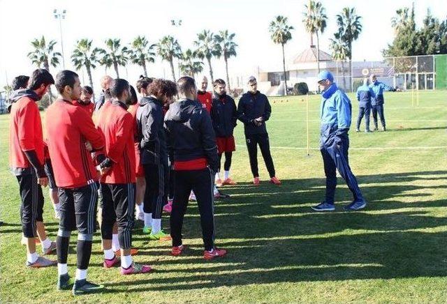 Evkur Yeni Malatyaspor Antalya Kampına Hızlı Başladı