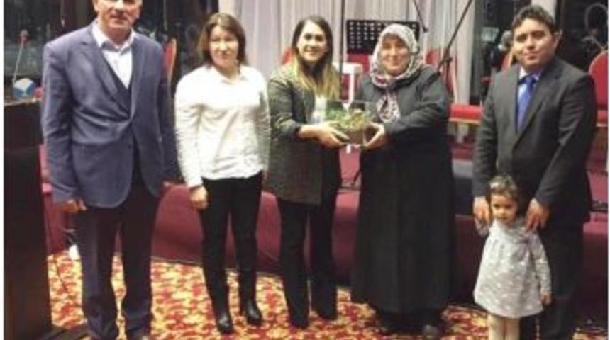 Kaymakam Kaya&rsquo;ya Veda Yemeği