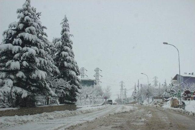 Tufanbeyli’de Kapalı Yol Kalmadı