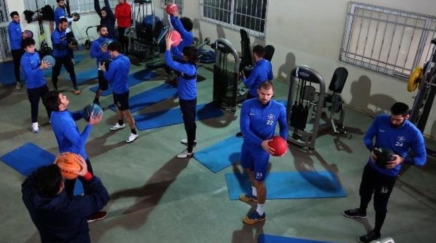 Adana Demirspor &Ccedil;alışmalara Başladı