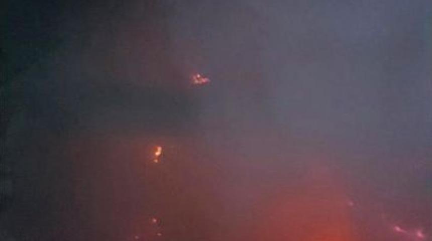 Ahır Yangınında 4 B&uuml;y&uuml;kbaş Telef Oldu