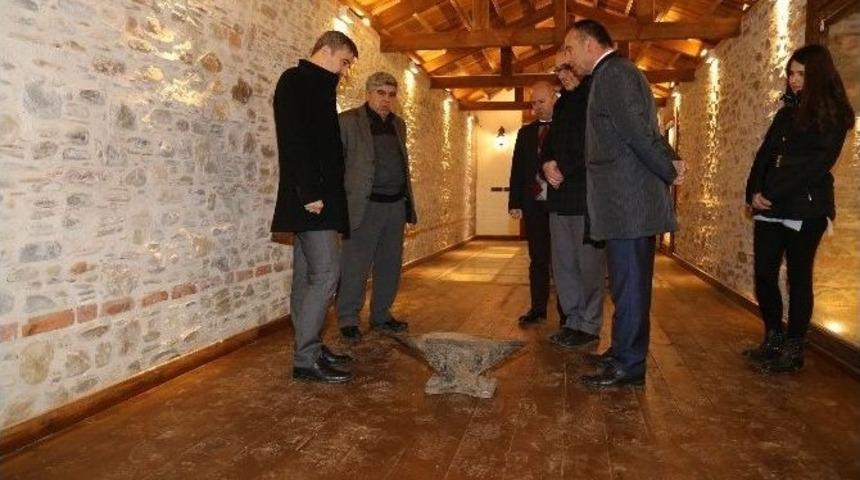 Demirciler Odası&rsquo;ndan Kent M&uuml;zesi&rsquo;ne Y&uuml;z Yıllık &Ouml;rs
