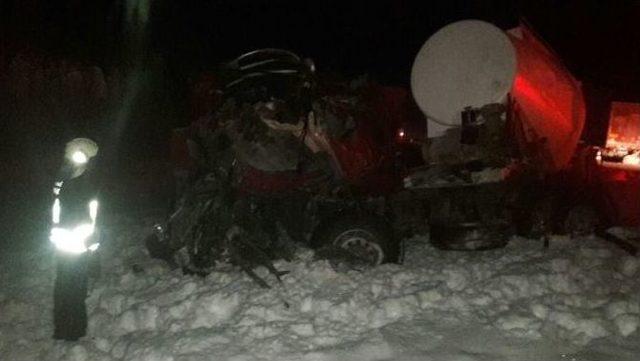 Seydikemer&rsquo;de Trafik Kazası: 1 &Ouml;l&uuml;, 1 Yaralı 1