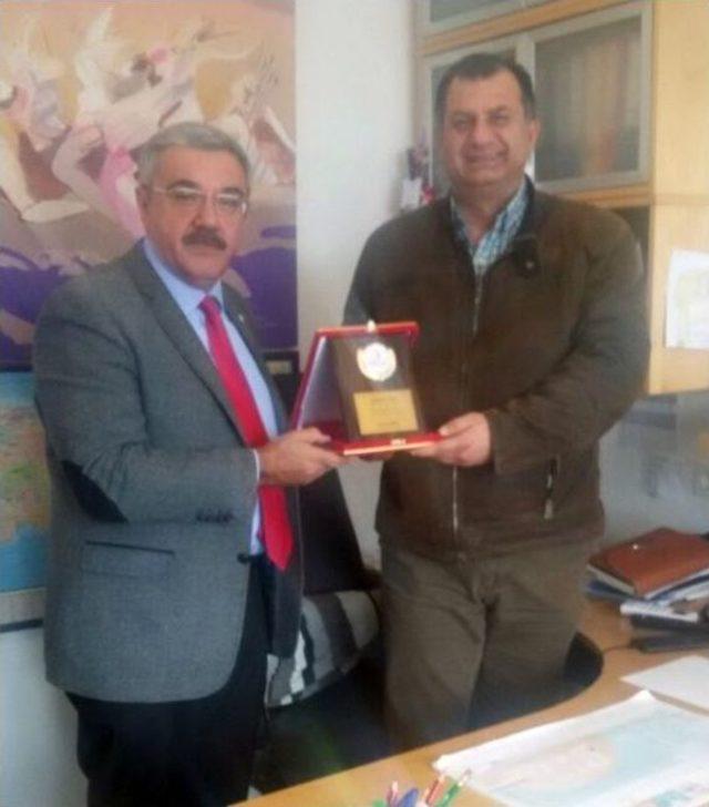 Milas’ta Kızılay Destekçilerine Teşekkür Plaketi 3