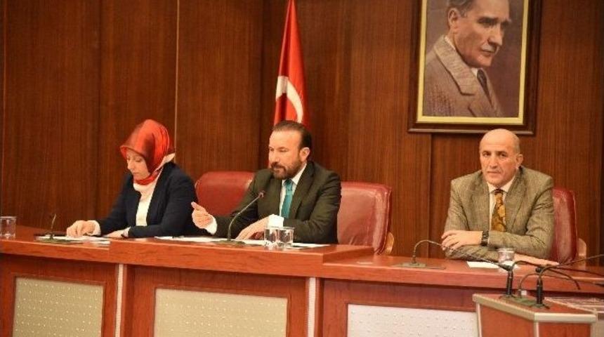 İzmit Belediyesi 2017 Yılı İlk Meclis Toplantısı Yapıldı
