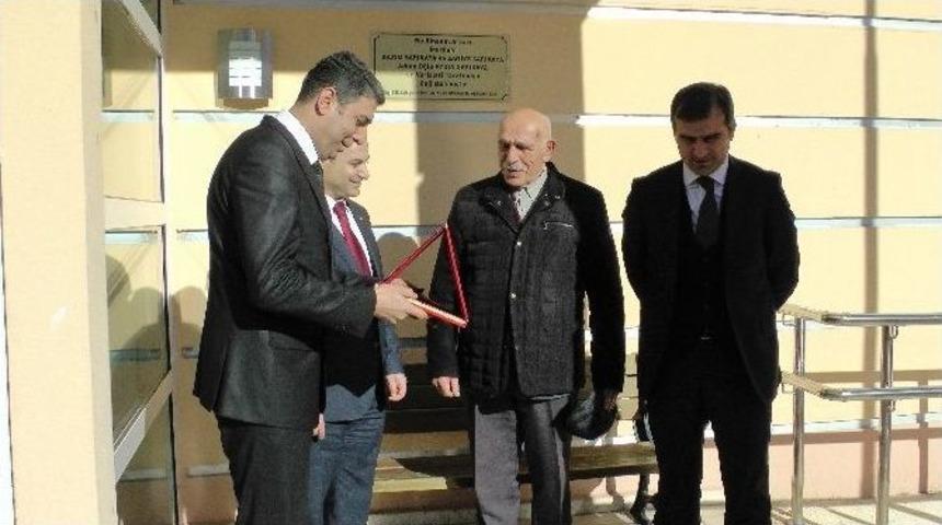 Bağışladıkları Arsaya Sağlık Ocağı Ve 112 Merkezi Yapıldı