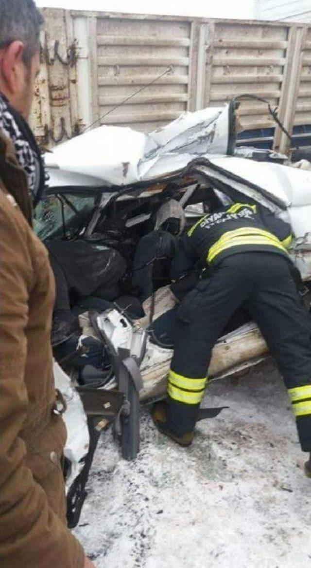 Diyarbakır- Şanlıurfa Yolunda Zincirleme Kaza: 1 Ölü, 6 Yaralı