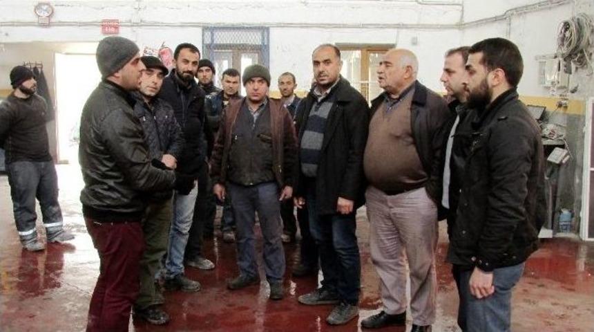 Satırlı Ve Silahlı Hırsızlık G&uuml;venlik Kamerasında