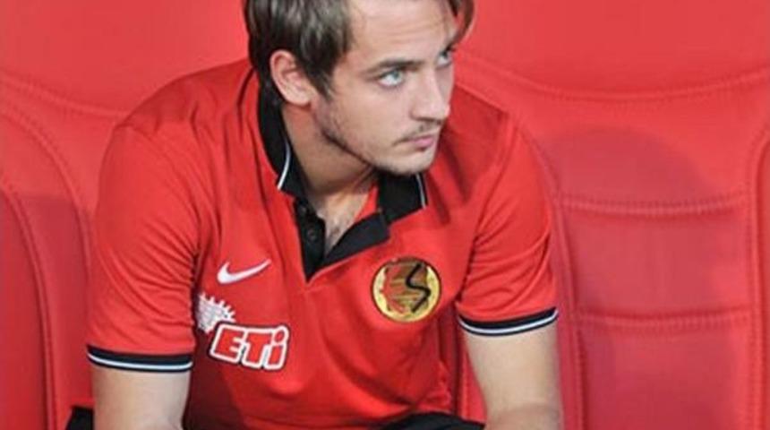 Balıkesirspor Erkut Şent&uuml;rk'le Anlaştı