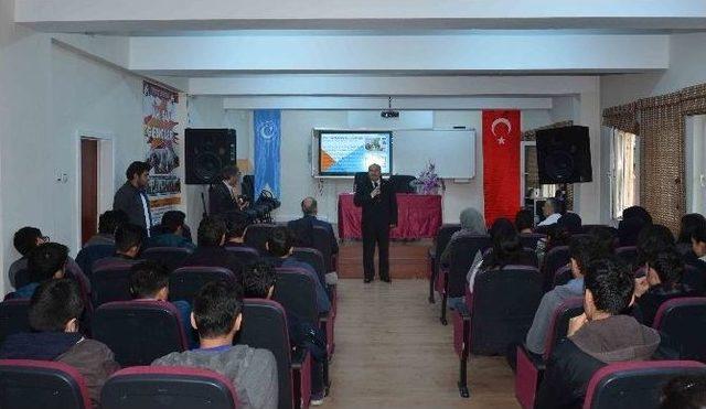 Rekt&ouml;r G&ouml;n&uuml;ll&uuml; Lise &Ouml;ğrencileriyle Bir Araya Geldi 1
