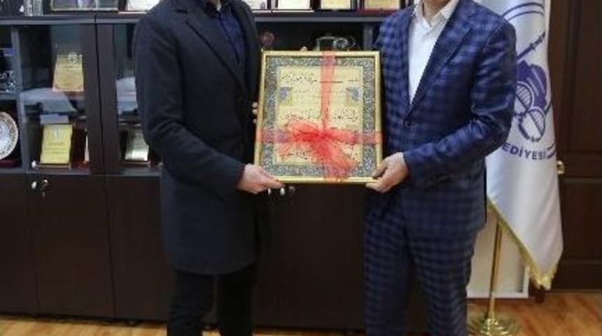 Ak Partili Gen&ccedil;lerden Başkan Dişli&rsquo;ye Ziyaret