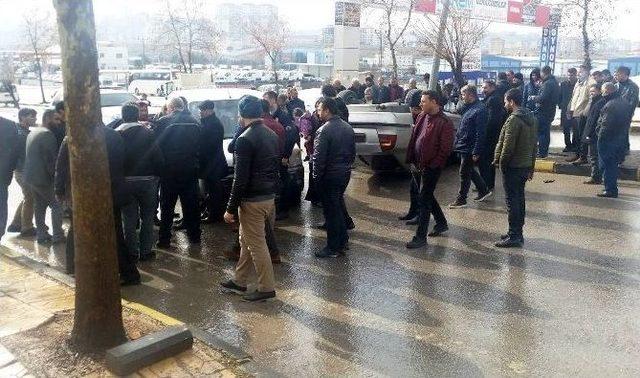 Takla Atan Araçtan Burnu Bile Kanamadan Çıktı