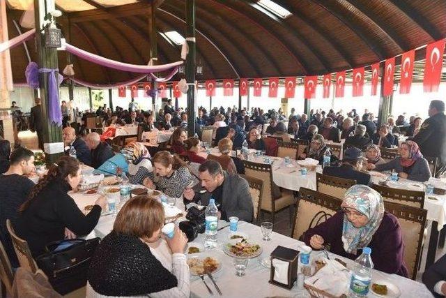 Vali &Ccedil;akacak Ve Başkan Kocamaz, Şehit Aileleri Ve Gazilerle Bir Araya Geldi 1