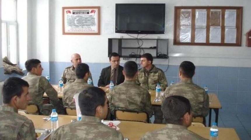 Kaymakam Uzan&rsquo;dan Jandarmaya Ziyaret