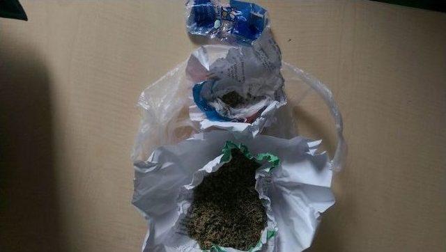 Sivas&rsquo;ta Uyuşturucu Madde Ticaretine 3 Tutuklama 2