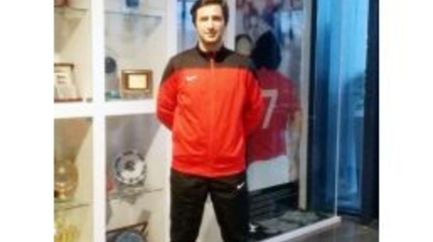 Mudanyalı Gen&ccedil; Teknik Adam Uefa Yolunda