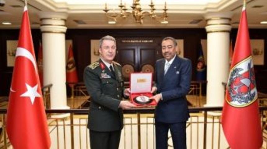 Suudi Arabistan Savunma Bakanı Yardımcısı Orgeneral Akar&rsquo;ı Ziyaret Etti